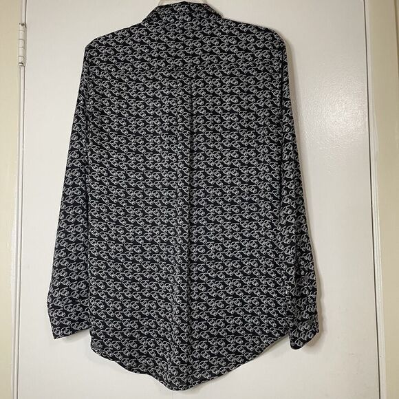 NWOT Equipment Logo Signature Satin Button-Up black Blouse size medium - Picture 9 of 9